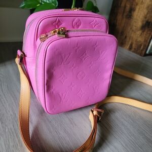 Authentic Louis Vuitton Wooster Vernis Crossbody
